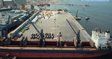 مشروعات قومية جديدة.. رصيف 85/3 بالإسكندرية لتداول الأخشاب والغلال يرفع تداول البضائع لـ5 ملايين طن سنويا.. يتكون من أرصفة بطول 433م والتنفيذ 96%.. وهذه تفاصيل مشروع محطة الصب غير النظيف خلف ميناء الدخيلة.. صور