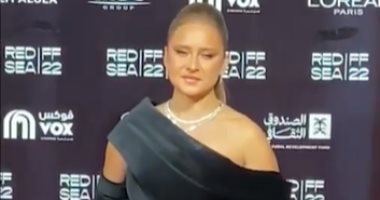 مهرجان البحر الأحمر السينمائي بالسعودية.. هؤلاء المشاهير وطأوا السجادة الحمراء.. فيديو