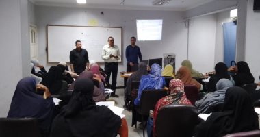  محافظ بني سويف: تأهيل رقمى للموظفين للعمل بالمراكز التكنولوجية بقرى حياة كريمة