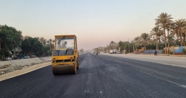 تطوير طريق المنصورية من كفر غطاطى حتى الطريق الأبيض بتكلفة 130 مليون جنيه.. صور