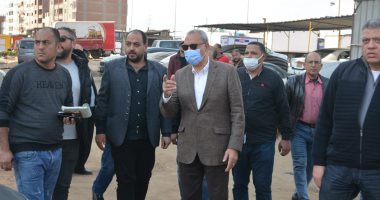 حملة لإزالة المبانى المقامة على أراض زراعية ورفع المخلفات بالخانكة.. صور