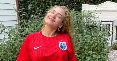 عشان تحافظ على صوتها.. أديل ترفض تشجيع إنجلترا فى كأس العالم