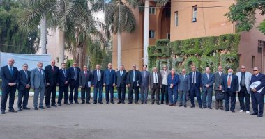 رئيس جامعة بنها يستقبل أعضاء لجنة قطاع العلوم الزراعية بالمجلس الأعلى للجامعات