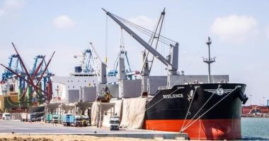 ميناء دمياط يستقبل السفينة ALPHA MERCURY بحمولة 7400 طن قمح