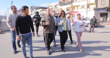محافظ دمياط تتابع الأعمال النهائية بمشروع إنشاء كوبرى بمدخل مدينة كفر البطيخ