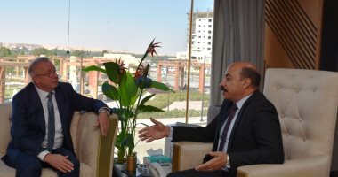محافظ أسوان يستقبل قنصل روسيا لبحث الاتفاق على تنظيم رحلات سياحية روسية