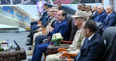 الرئيس السيسي يوجه بإنشاء نقاط شرطية في مشروعات الأسمرات وبشاير الخير