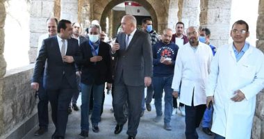الداودى يفتتح أقساما جديدة بمستشفى حميات قنا بتكلفة 6 ملايين جنيه.. صور