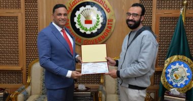 محافظ الدقهلية يكرم الجهاز التنفيذي للمحافظة على دوره في إنجاز المشروعات