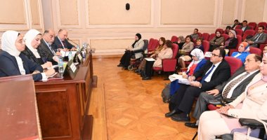 نيفين القباج تستعرض الخطة التفصيلية لوزارة التضامن.. وتؤكد: نقلنا 70% من بطاقات تكافل وكرامة للصرف الإلكترونى.. بنك ناصر هو الذراع الاقتصادية للوزارة.. وتكشف: نسبة الطلاق وصلت لـ25% من كل 100 حالة