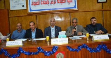 نائب رئيس جامعة أسيوط يتابع انتخابات اتحادات الطلاب لاختيار أمناء اللجان