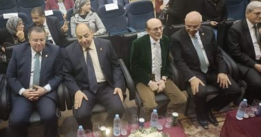 انطلاق ملتقى "الرؤية المستقبلية للمسرح المدرسى" ببنها بحضور الفنان محمد صبحى