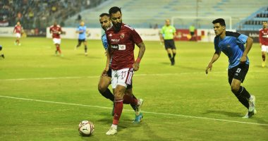 الأهلي يتفوق على غزل المحلة بثنائية في الشوط الأول (فيديو)