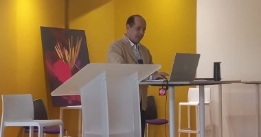 محمد ثروت يشارك فى الندوة الدولية "التقوى والإيمان فى سلوك الحيوان"     