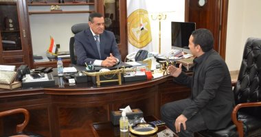 وزير التنمية المحلية يكشف تفاصيل جديدة عن اشتراطات البناء.. اللواء هشام آمنة: قانون السايس حقق نجاحا كبيرا فى القاهرة وتعميمه قريبًا.. ويؤكد: الرئيس وجه بتعميم برنامج تنمية الصعيد فى 10 محافظات