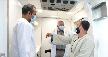 صحة المنيا تقدم الخدمات لـ1796 حالة خلال قافلة بقرية بنى سالم بمركز ديرمواس