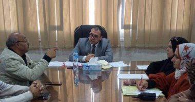 نائب محافظ دمياط يبحث رفع نواتج تطهير الترع والمصارف