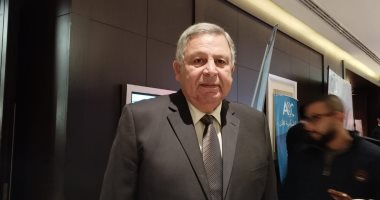 وزير الصحة الأسبق يحدد الفرق بين أدوار البرد العادية وفيروس كورونا 