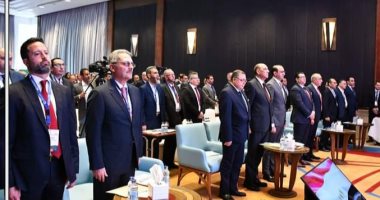 درع التميز لمحافظ جنوب سيناء من منتدى رؤساء إدارات المخاطر بالبنوك العربية 