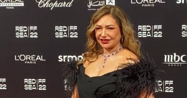 أسيل عمران وأبطال "طريق الوادى" يحتفلون بعرضه فى مهرجان البحر الأحمر بحضور ليلى علوى