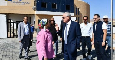 محافظ جنوب سيناء يتابع الأعمال النهائية لمركز الرصد الأمنى الموحد بشرم الشيخ
