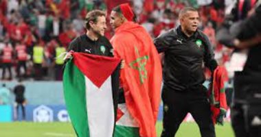 بظهور مكثف للعلم والكوفية.. نيويورك تايمز: فلسطين المنتخب غير الرسمى بمونديال قطر