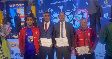 تكريم أبطال المصارعة بالمشروع القومى للموهبة والبطل الأولمبى بالأقصر