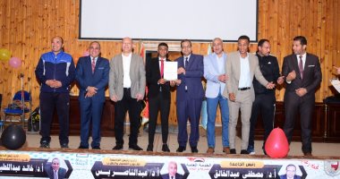 رئيس جامعة سوهاج يشهد فعاليات ختام معسكر القوافل الرياضية لخدمة المجتمع.. صور