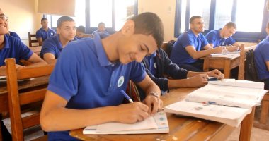 جولة داخل أول مدرسة لمياه الشرب والصرف ببنى سويف.. تستهدف طلاب محافظات الصعيد وتستقبل 90 طالبا جديدا.. وتشمل تخصصات تشغيل وصيانة المحطات والشبكات ومعالجة ومراقبة الجودة.. وخريجوها ينضمون لقطاعات الشركة.. صور