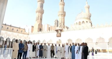 أئمة الأوقاف بدولة الجزائر فى زيارة للجامع الأزهر.. صور