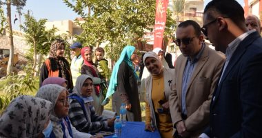نائب محافظ الإسماعيلية يشهد انطلاق قافلة ستر وعافية فى الضبعية
