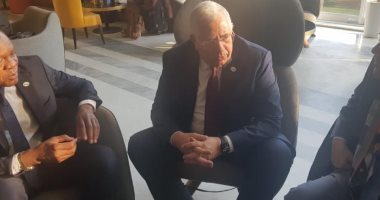 وزير الزراعة يبحث مع نظيره الزيمبابوى التعاون المشترك بين البلدين
