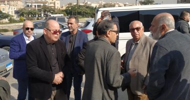 انتهاء صلاة الجنازة على صلاح فضل ودفن جثمانه بمقابر العائلة بالقطامية