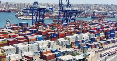 حصاد 2022.. ميناء الإسكندرية عام الإنجازات.. ارتفاع بحركة البضائع والسفن بنسبة 35% عن العام الماضى.. زيادة السفن السياحية بنسبة 75% وإنشاء رصيف 3/85 لتداول الأخشاب والغلال.. وإنهاء معظم المشروعات الكبرى.. صور