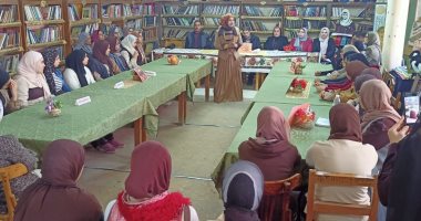 ندوة لطالبات مدرسة المحلة التجارية حول مواجهة العنف ضد المرأة