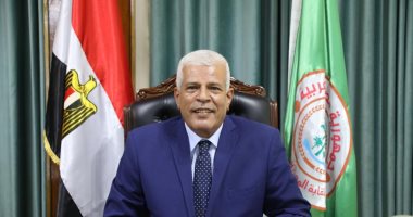 نقيب الزراعيين: الرئيس السيسى كانت لديه نظرة استباقية لمواجهة أزمة الأمن الغذائى