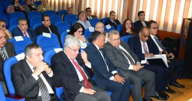 أكاديمية البحث العلمى تناقش استراتيجية الإسراع فى التعليم للطلاب المتفوقين