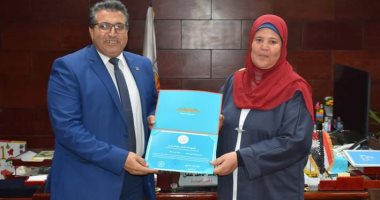 وكيل تعليم جنوب سيناء يكرم فريق المديرية الفائز بمسابقة المشروع الوطني للقراءة