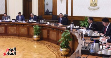 الحكومة تستعرض نشاطها الأسبوعى.. إنفوجراف