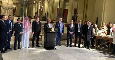 مصر تسلم 177 قطعة وعملة أثرية للعراق والسعودية والأردن والصين