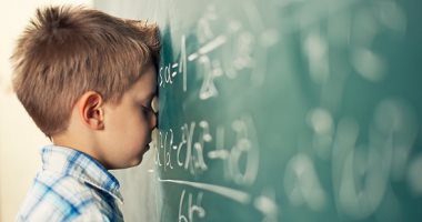 لو جالك استدعاء ولى أمر.. ما هي الطريقة الصحيحة للتعامل مع طفلك؟