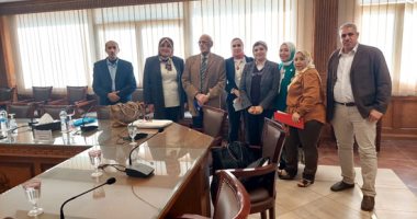 البيئة تشكل لجنة لعمل دراسة كاملة للمسابك في منطقة الكوم الأحمر بمحافظة الجيزة