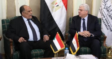 التعليم العالى: 16 ألف طالب سودانى بالجامعات المصرية و200 منحة تعليمية