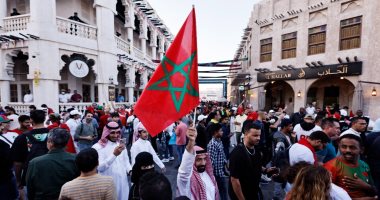 جماهير المغرب تشعل أجواء مباراة فرنسا قبل نصف نهائي المونديال.. صور