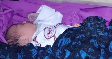 النيابة تحقق فى واقعة العثور على طفل حديث الولادة بجوار مسجد بالشرقية