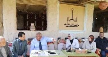 محافظ الوادى الجديد يبحث استعدادات استضافة مؤتمر "أدباء مصر" بالمحافظة