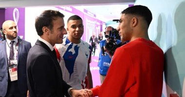 ماكرون يشيد بتألق أمرابط مع المغرب: الأفضل فى كأس العالم