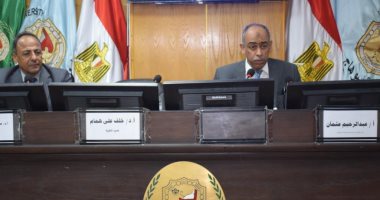 "زراعة سوهاج" تنظم ندوة تعريفية لطلابها عن خدمات جهاز تنمية المشروعات