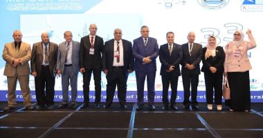 رئيس جامعة كفر الشيخ: الأبحاث في السيارات الكهربائية المستخدمة للطاقة النظيفة مهمة