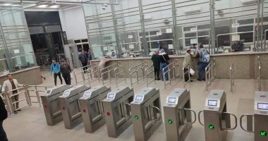 السكة الحديد تناشد الركاب الاحتفاظ بالتذكرة حتى الخروج من محطة الوصول